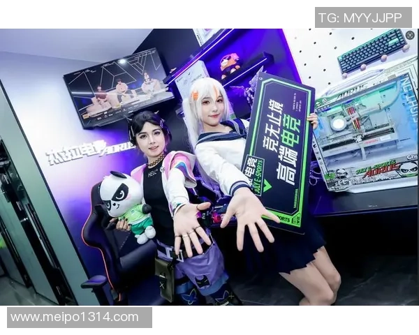 电竞主题餐厅盛大开业美食与英雄联盟游戏完美融合